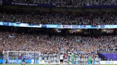 Argentina National Anthem? Wonderwall Surges Among Argentina Fans