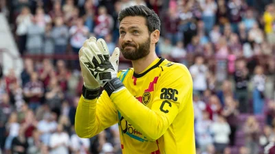 Craig Gordon retires at 43 after 25 years — a career built on resilience, medals and one outrageous save