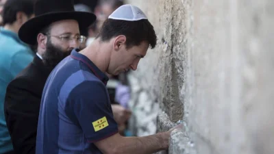 Lionel Messi makes exactly two political statements in Messi Israel