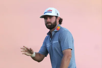 Cameron Young shoots 3-under 67 to stay two shots back at the British Open