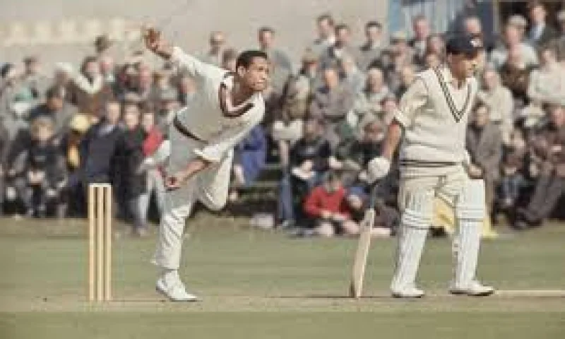 Gary Sobers dies aged 89: West Indies great remembered as cricket’s greatest all-rounder