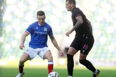 Kieran Offord’s thumping strike leaves Linfield Fc level at half-time against Nõmme Kalju