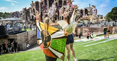 An sells gear as 38.000 campers reach Tomorrowland Dreamville
