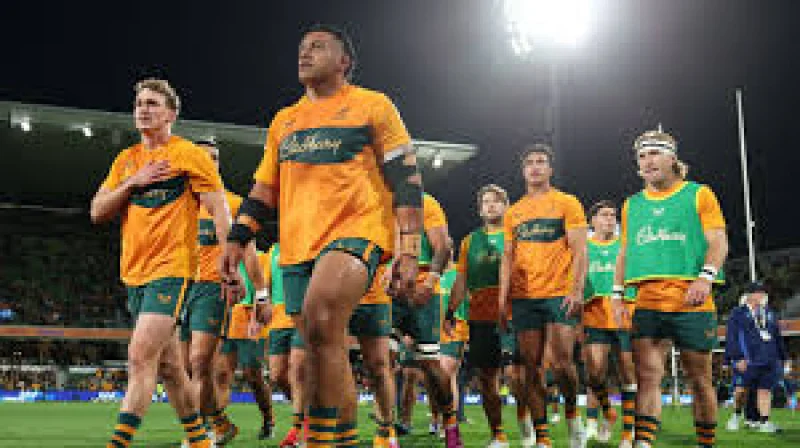 Joe Schmidt’s last match in charge leaves Hb F Park with Australia already on the front foot against Italy