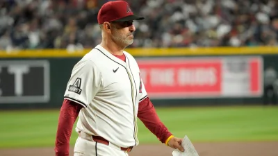 Cardinals open second half with 3-game series at Chase Field — Kickoff to final 77 games