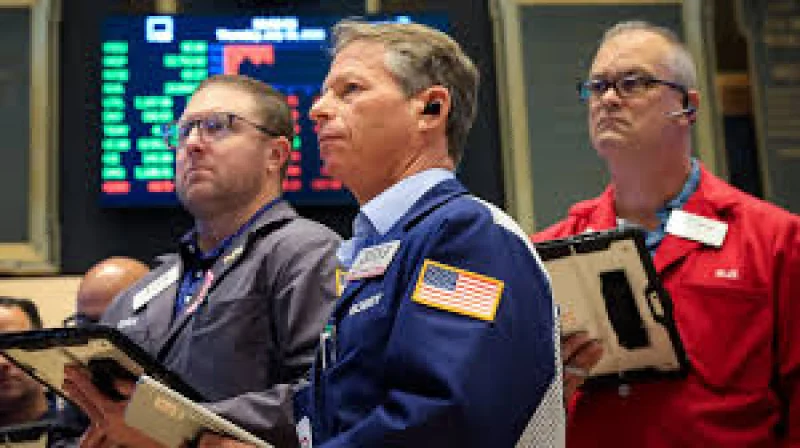 Netflix Falls 7% as Stock Markets Slide on Chip Weakness