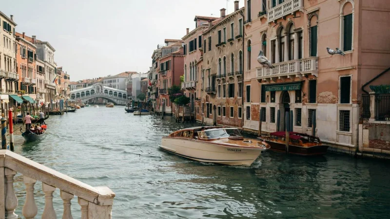 Tilman Fertitta yacht Boardwalk draws Venice protest on Friday
