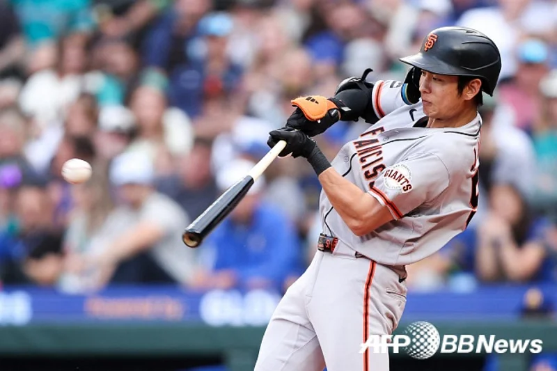 Willy Adames powers Giants with 16th homer in 7-0 win over Mariners