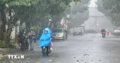 Nguyen Van Huong warns Hanoi Heat storm window from 12:00 to 15:00