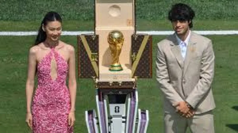 Carlos Alcaraz attends World Cup finals in New Jersey while recovering from wrist injury — Alcaraz Tennis