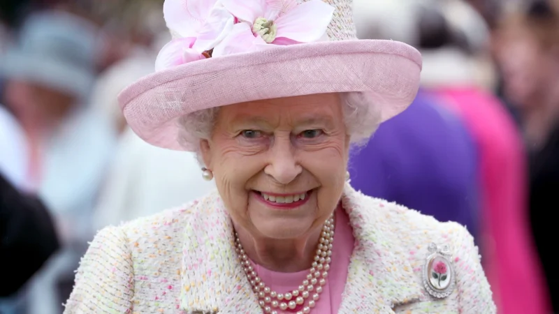 Queen Elizabeth Ii said Charlotte watches over George at Sandringham