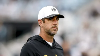 Aaron Rodgers Family thaw? Three Instagram photos with Ed, Darla and Luke tell a story years in the making