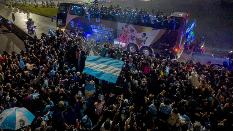 Chiqui Tapia y Messi separan el regreso de Argentina a casa