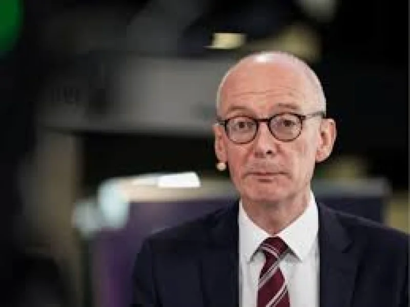 Pat Mcfadden pushes Labour to end cheque-writing for claimants