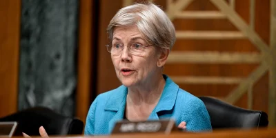Donald Trump Recasts Elizabeth Warren Student Loan Bill Fight Over Debt