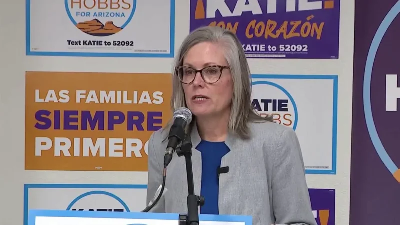 Katie Hobbs advances unopposed in Arizona Democratic primary