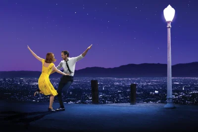 Ryan Gosling Fixes La La Land Poster Hand on 10th Anniversary