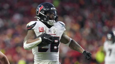 Joe Mixon says his NFL career is over after missing all of 2025