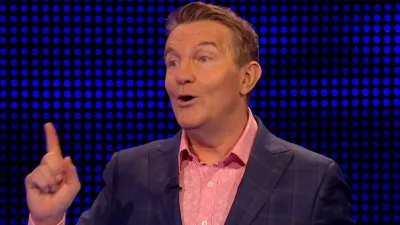 Bradley Walsh jokes at The Crown Inn in Broad Hinton