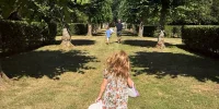 Meghan Markle Instagram Family Photos Fuel Prince William Questions Over Diana Tribute