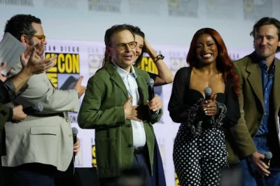 Rick Moranis Draws Standing Ovation at Spaceballs: The New One Panel
