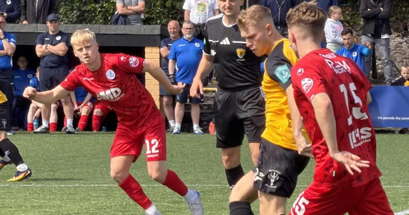 Largs Thistle v Cumbernauld Colts LIVE in the Lowland League