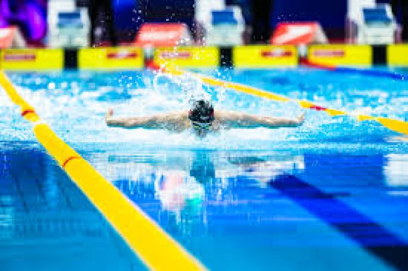 William Ellard sets 1:53.52 Commonwealth Games record in men’s S14 200 free heats