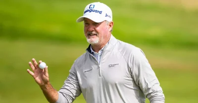 Jerry Kelly, Cameron Percy share third-round lead at ISPS HANDA Senior Open