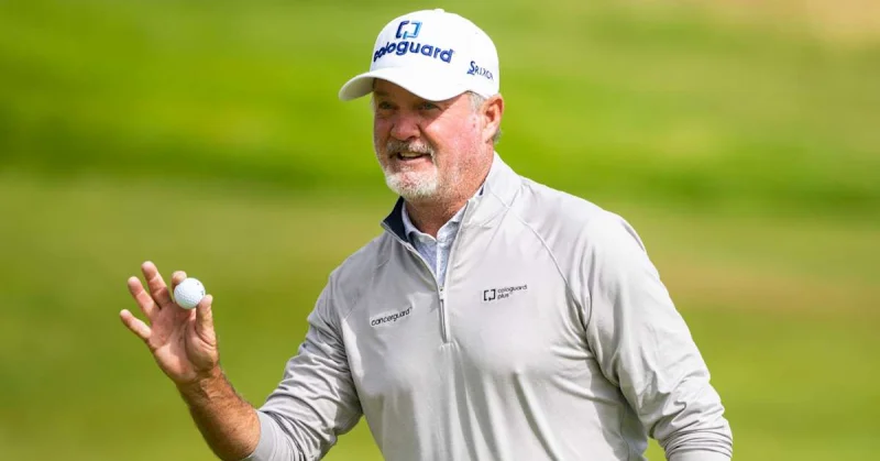 Jerry Kelly, Cameron Percy share third-round lead at ISPS HANDA Senior Open