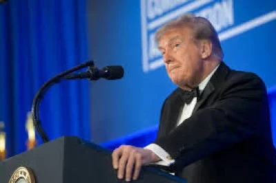 Donald Trump draws reaction at WHCA Dinner — Donald Trump Washington Dinner Remarks