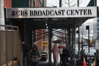 Tony Dokoupil Leads Cbs Evening News Viewership Decline with 1% Loss