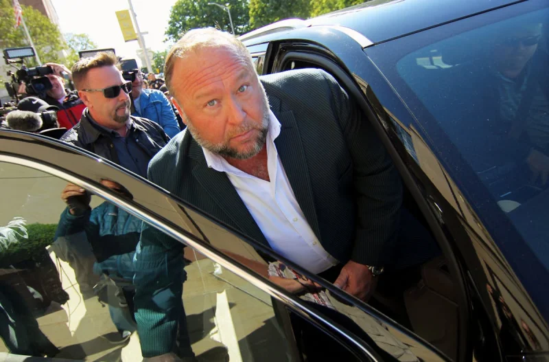 Alex Jones Calls for Trump Impeachment Over Iran War