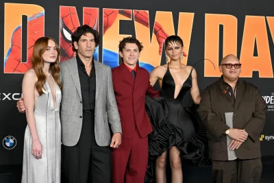 Steve Lacy Sells Jean Spoiler at Spider-man Movie Premiere