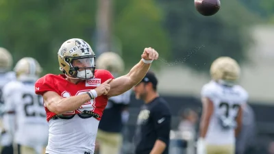 Taysom Hill’s No. 7 jersey moves to Hunter Dekkers as Saints signal shift