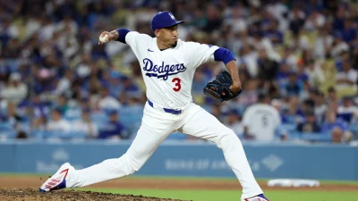 Edwin Díaz returns after three-month absence and gets first save since April 7 — Enrique Hernández