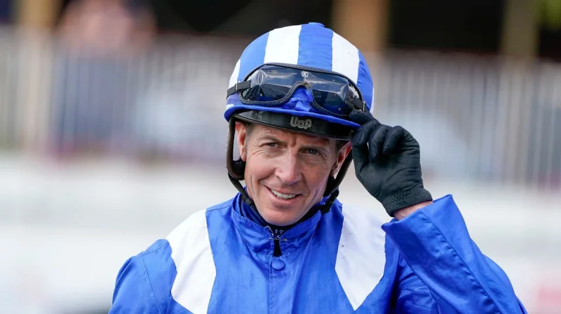 Jim Crowley retires after five operations as race-riding comeback ends — Jim Crowley
