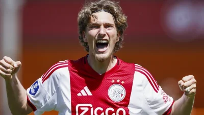 PSG in talks with Mika Godts after Porto sighting raises transfer intrigue