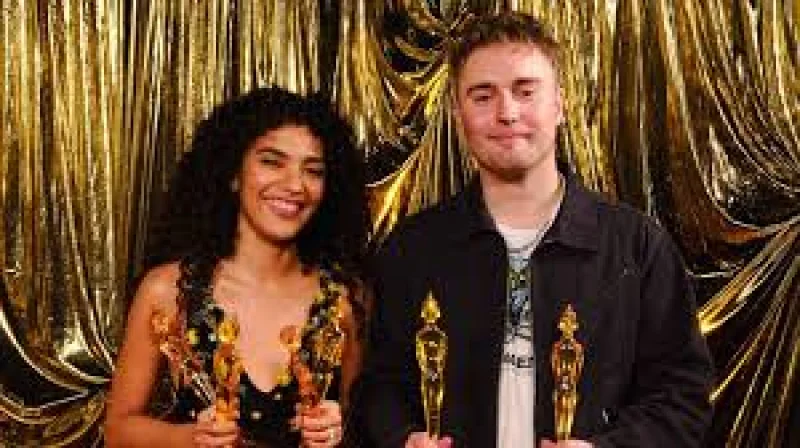 Sam Fender and Olivia Dean set 19-week UK No 1 record