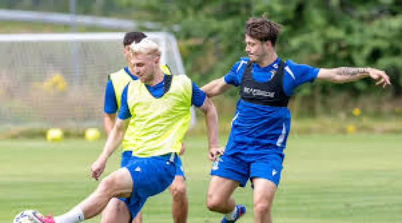 Inverness CT and Dunfermline Fc draw 0-0 after late chances go begging