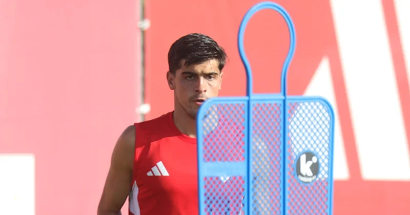 La Roma vigila a Juanlu Sánchez como plan B en el lateral derecho
