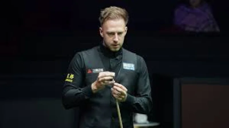 Kyren Wilson sets up Judd Trump final after 10-8 comeback win — Kyren Wilson Judd Trump Trump Snooker