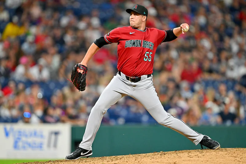 Paul Sewald loses closer role after 24 saves in 27 chances