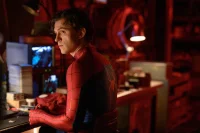 Tom Holland Teases Spider-Man Space Return in Spider-man Post-credit Scene