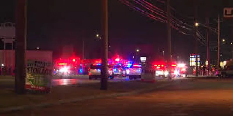 Lawrence Police investigate fatal Wthr crash near Pendleton Pike