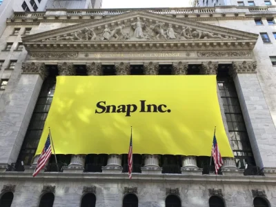 Snap Stock Gains Focus as Revenue Seen Up 14.5% Monday