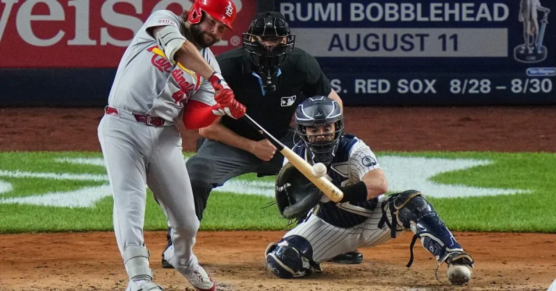 Alec Burleson powers Cardenales Vs Yankees chaos with three two-run homers in a 13-7 San Luis win