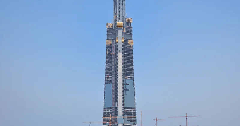 Al Waleed bin Talal Al Saud says Kingdom Tower reaches 107 floors
