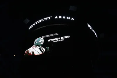 Mural honoring Stacey King unveiled in Chicago — a sharp, visible tribute to a Bulls voice that defined two decades
