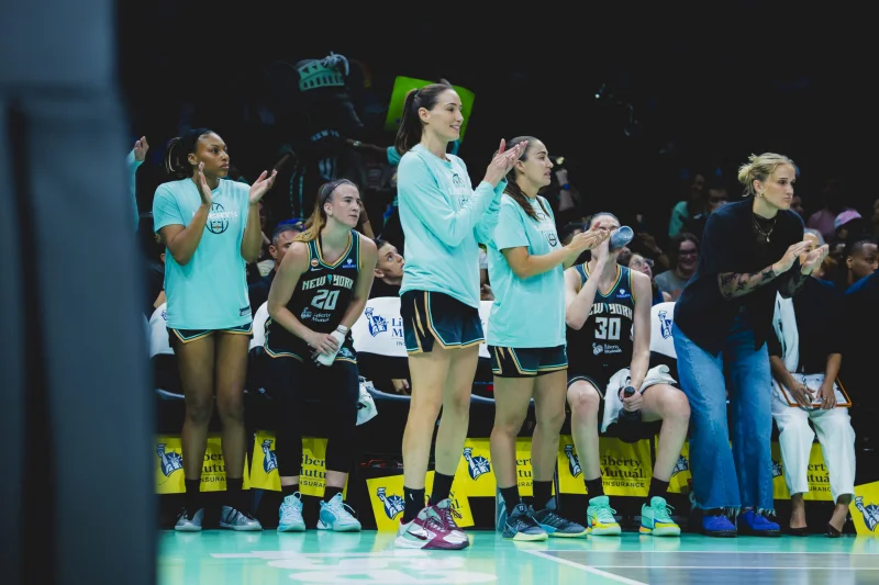 Liberty beat Storm 95-83 with Hillary Clinton at Barclay's Center