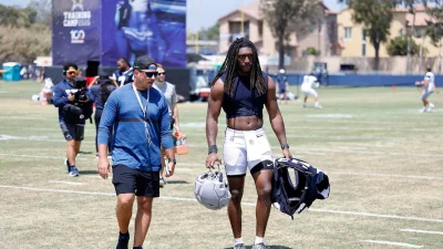 Jaishawn Barham's apparent groin injury adds tension to Cowboys' linebacker battle